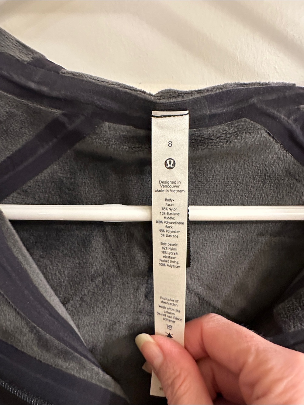 Lululemon jacket - Picture 2 of 7